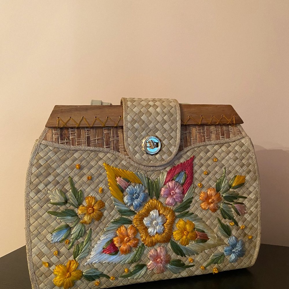 Vintage Straw Bag by Whidby